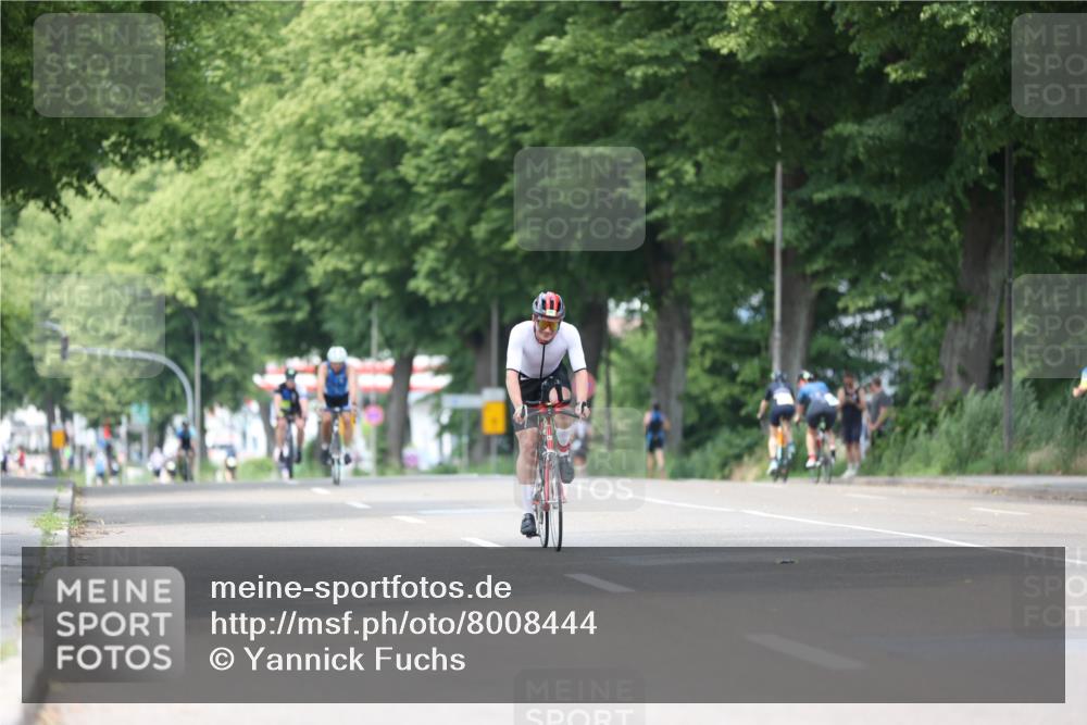 15.06.2025 - 7 Türme Triathlon Yannick Fuchs http://msf.ph/oto/8008444 15.06.2025 13:22:42 Radfahren 661, 766 meine-sportfotos.de