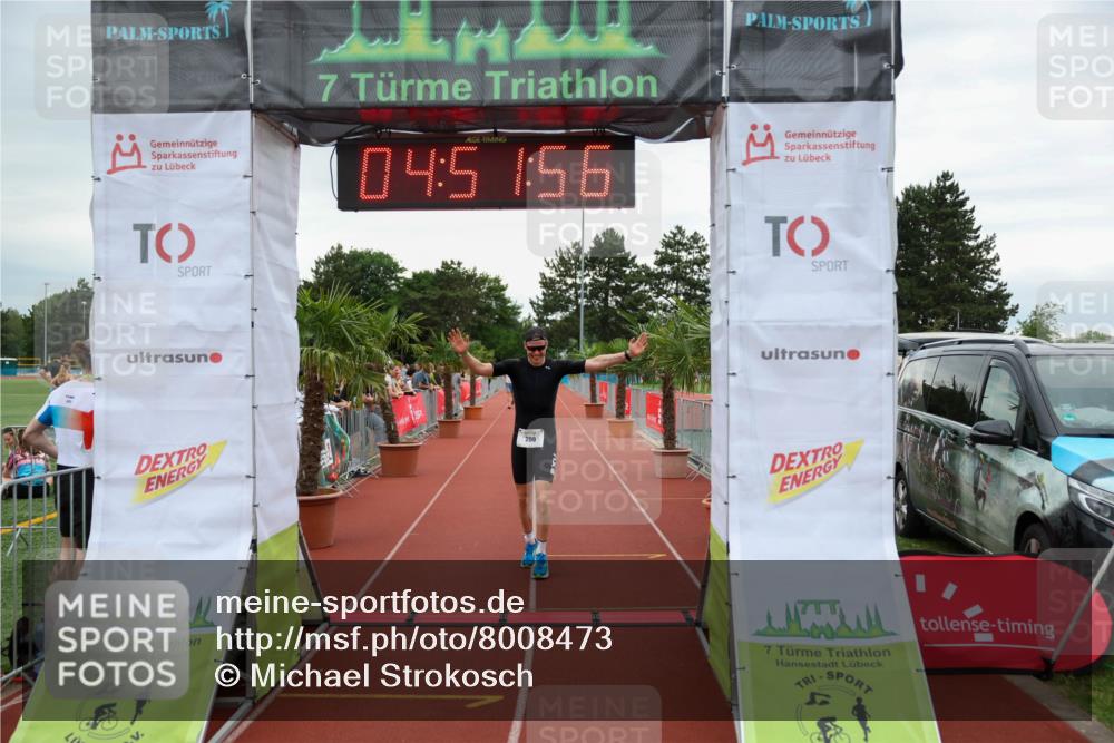 15.06.2025 - 7 Türme Triathlon Michael Strokosch http://msf.ph/oto/8008473 15.06.2025 14:51:56 Ziel 200 meine-sportfotos.de