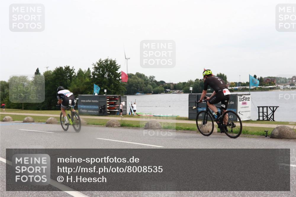 15.06.2025 - 27. Vierlanden-Triathlon H.Heesch http://msf.ph/oto/8008535 15.06.2025 10:48:19 Radfahren 22, 72, 93, 393 meine-sportfotos.de