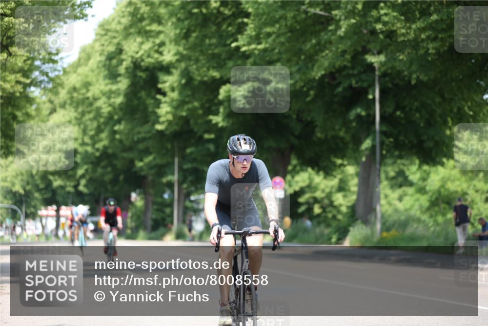 15.06.2025 - 7 Türme Triathlon Yannick Fuchs http://msf.ph/oto/8008558 15.06.2025 12:42:20 Radfahren 263, 297, 337, 556, 571, 611, 645 meine-sportfotos.de