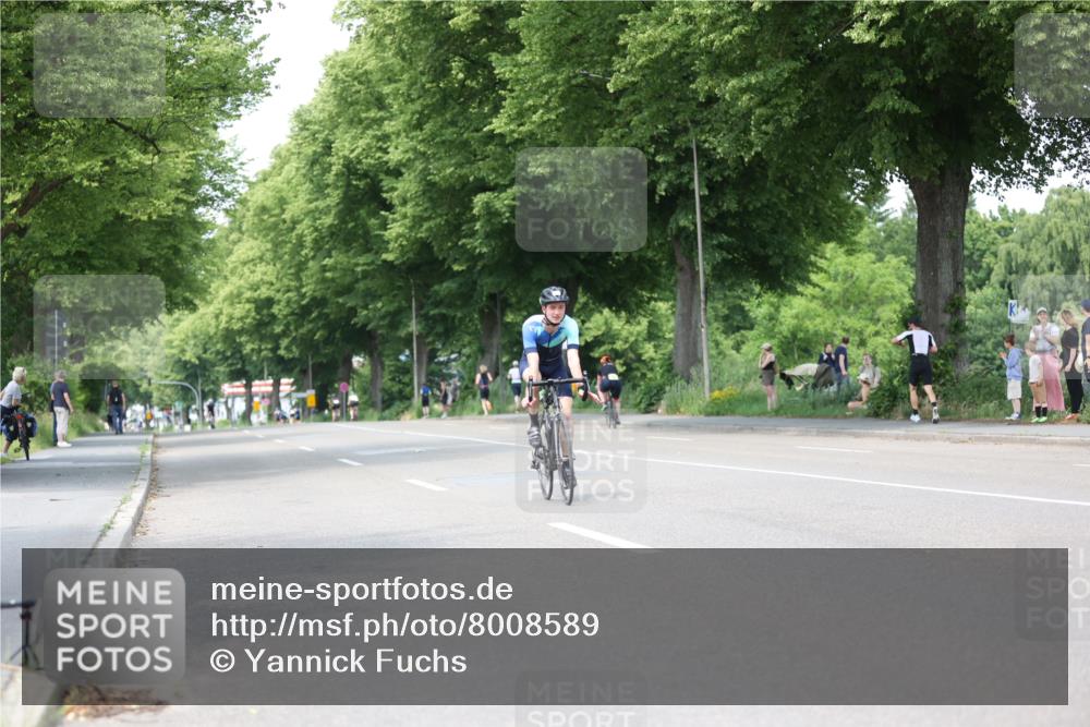 15.06.2025 - 7 Türme Triathlon Yannick Fuchs http://msf.ph/oto/8008589 15.06.2025 13:22:55 Radfahren  meine-sportfotos.de