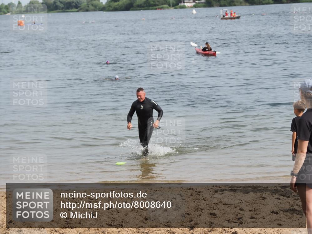 21.06.2025 - 27. Vierlanden-Triathlon MichiJ http://msf.ph/oto/8008640 15.06.2026 10:09:24 Schwimmen  meine-sportfotos.de
