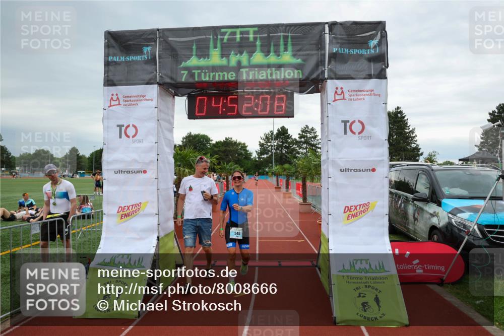 15.06.2025 - 7 Türme Triathlon Michael Strokosch http://msf.ph/oto/8008666 15.06.2025 14:52:08 Ziel 548 meine-sportfotos.de