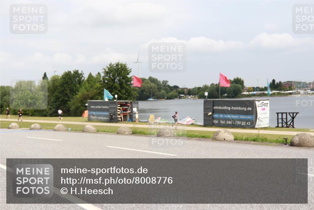 21.06.2025 - 27. Vierlanden-Triathlon H.Heesch http://msf.ph/oto/8008776 15.06.2025 12:19:38 Radfahren 637, 646, 647, 947, 953 meine-sportfotos.de