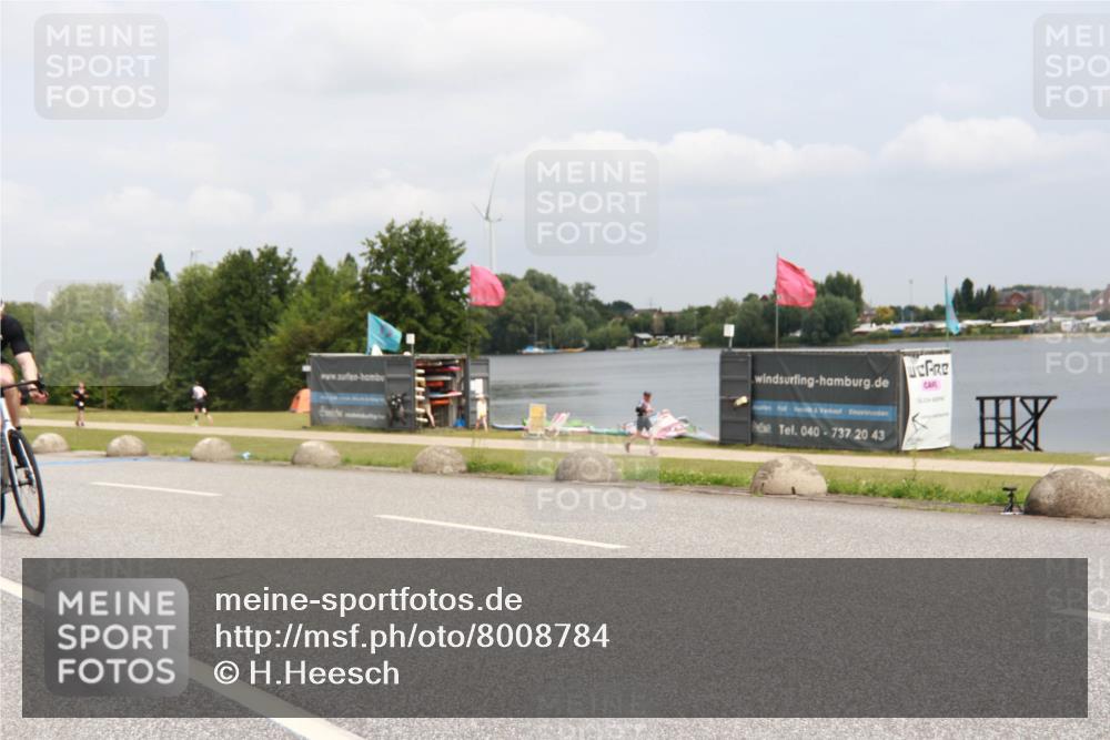 21.06.2025 - 27. Vierlanden-Triathlon H.Heesch http://msf.ph/oto/8008784 15.06.2025 12:19:38 Radfahren 637, 646, 647, 947, 953 meine-sportfotos.de