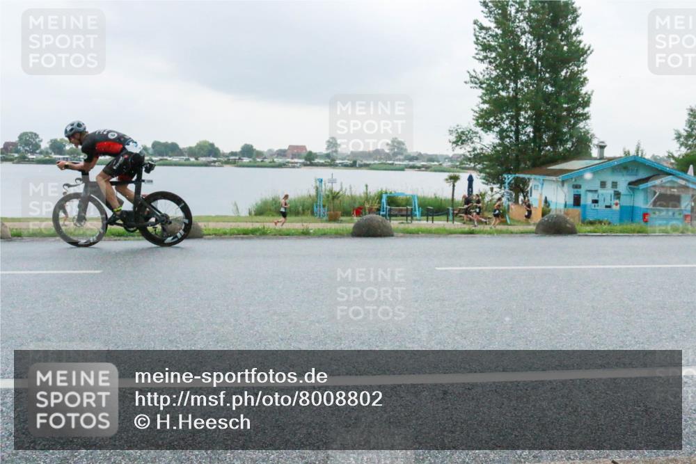 21.06.2025 - 27. Vierlanden-Triathlon H.Heesch http://msf.ph/oto/8008802 15.06.2025 13:28:01 Radfahren 1115, 1232, 1244, 1246, 1251, 1270, 1275, 1295 meine-sportfotos.de