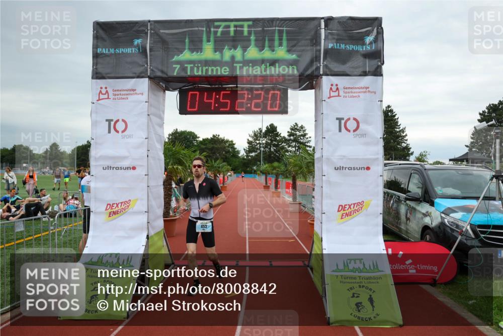15.06.2025 - 7 Türme Triathlon Michael Strokosch http://msf.ph/oto/8008842 15.06.2025 14:52:20 Ziel 453 meine-sportfotos.de