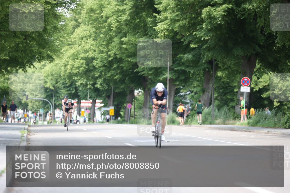 15.06.2025 - 7 Türme Triathlon Yannick Fuchs http://msf.ph/oto/8008850 15.06.2025 13:23:33 Radfahren 451, 580 meine-sportfotos.de