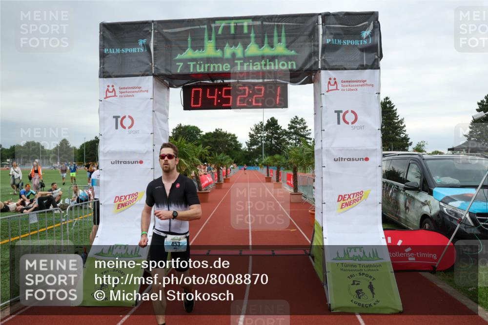 15.06.2025 - 7 Türme Triathlon Michael Strokosch http://msf.ph/oto/8008870 15.06.2025 14:52:21 Ziel 453 meine-sportfotos.de