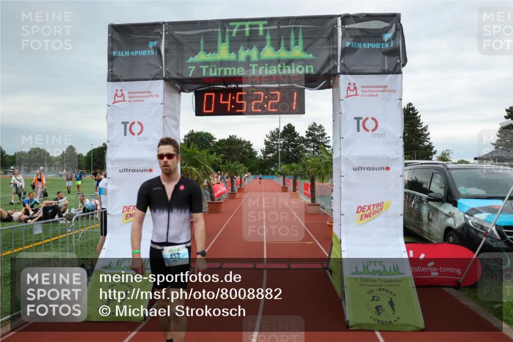 15.06.2025 - 7 Türme Triathlon Michael Strokosch http://msf.ph/oto/8008882 15.06.2025 14:52:21 Ziel 453 meine-sportfotos.de