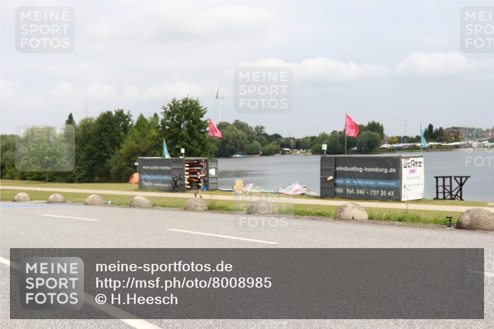 21.06.2025 - 27. Vierlanden-Triathlon H.Heesch http://msf.ph/oto/8008985 15.06.2025 12:19:46 Radfahren 678, 844, 855, 953 meine-sportfotos.de