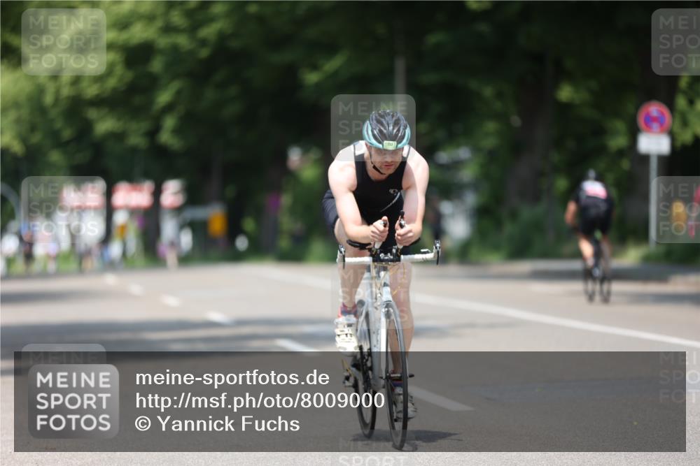 15.06.2025 - 7 Türme Triathlon Yannick Fuchs http://msf.ph/oto/8009000 15.06.2025 12:42:30 Radfahren 201, 233, 254, 283, 337, 465 meine-sportfotos.de