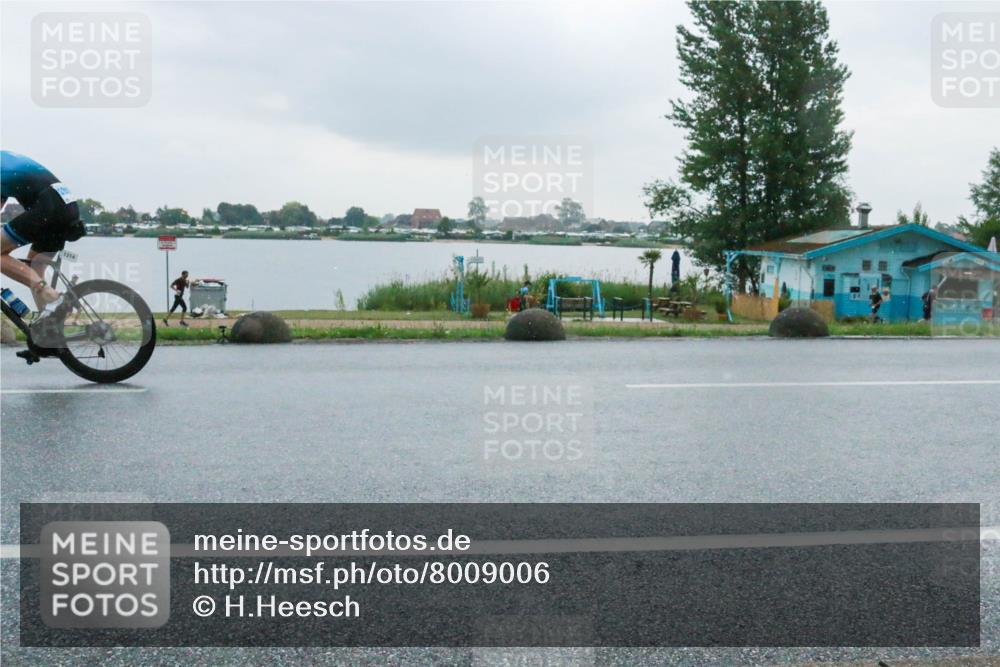 21.06.2025 - 27. Vierlanden-Triathlon H.Heesch http://msf.ph/oto/8009006 15.06.2025 13:28:58 Radfahren 1122, 1161, 1314 meine-sportfotos.de