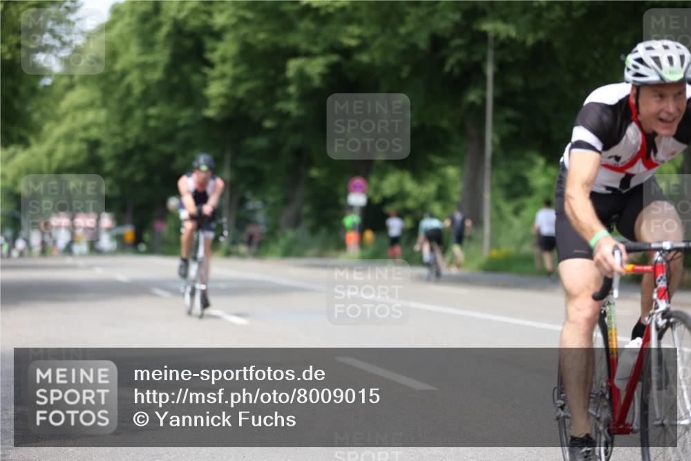 15.06.2025 - 7 Türme Triathlon Yannick Fuchs http://msf.ph/oto/8009015 15.06.2025 13:23:38 Radfahren 451, 580, 1181 meine-sportfotos.de