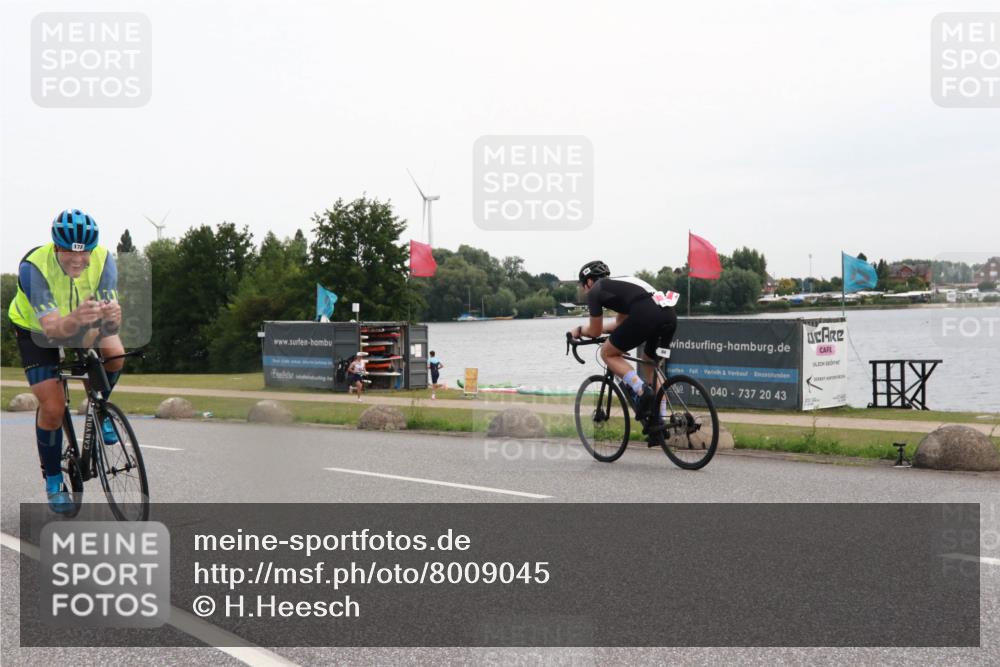 15.06.2025 - 27. Vierlanden-Triathlon H.Heesch http://msf.ph/oto/8009045 15.06.2025 10:52:10 Radfahren 81, 144, 173, 252, 435 meine-sportfotos.de