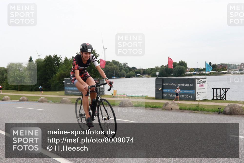 15.06.2025 - 27. Vierlanden-Triathlon H.Heesch http://msf.ph/oto/8009074 15.06.2025 10:52:14 Radfahren 84, 144, 173, 252, 513 meine-sportfotos.de