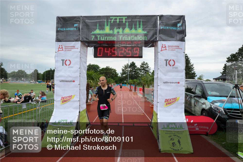 15.06.2025 - 7 Türme Triathlon Michael Strokosch http://msf.ph/oto/8009101 15.06.2025 14:52:58 Ziel 280 meine-sportfotos.de