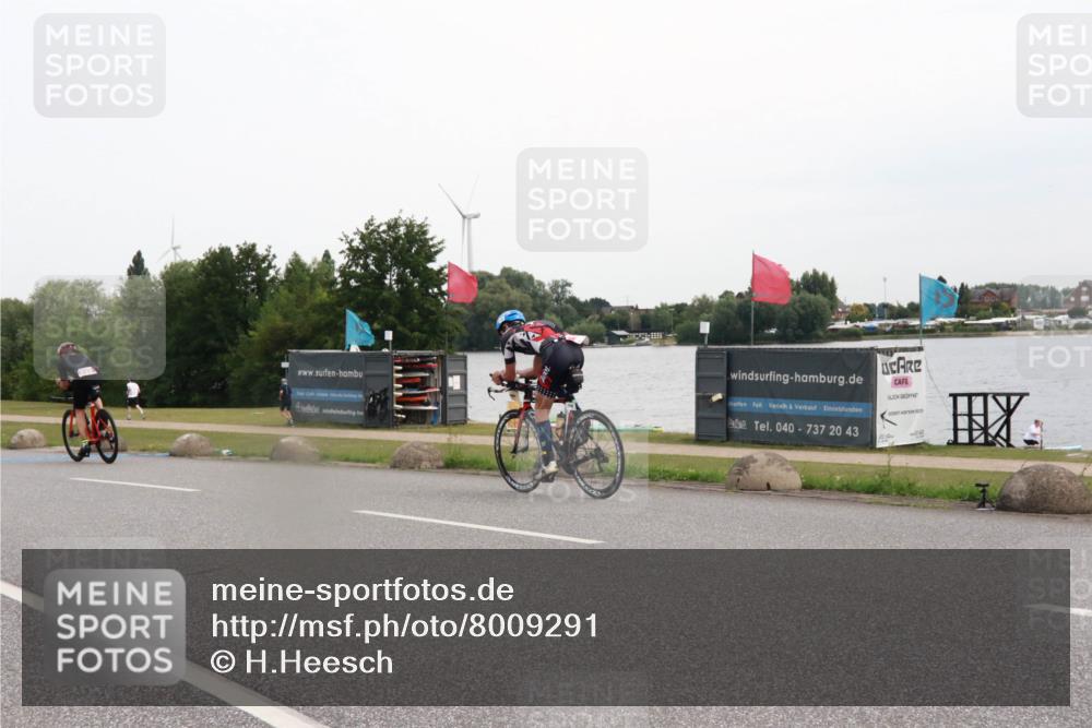 15.06.2025 - 27. Vierlanden-Triathlon H.Heesch http://msf.ph/oto/8009291 15.06.2025 10:53:21 Radfahren 169, 609 meine-sportfotos.de