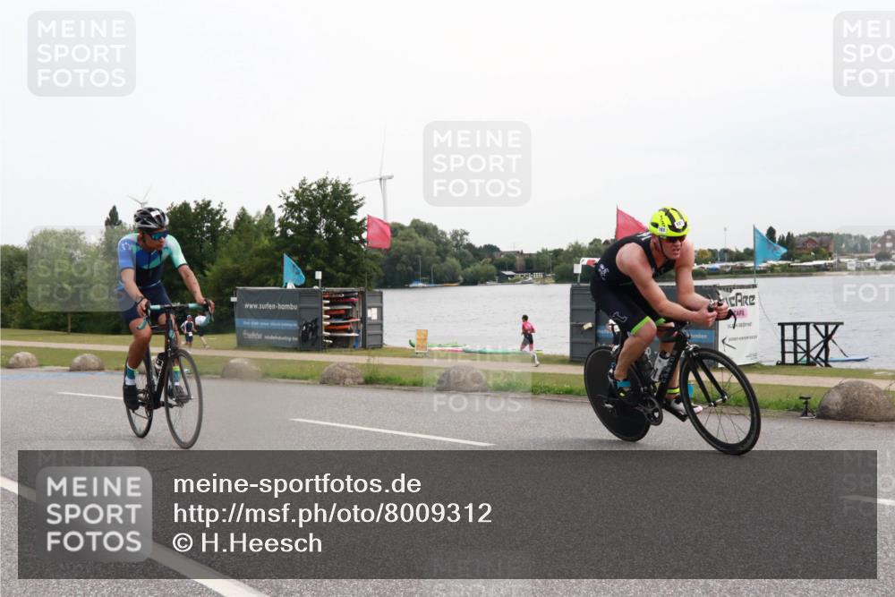 15.06.2025 - 27. Vierlanden-Triathlon H.Heesch http://msf.ph/oto/8009312 15.06.2025 10:53:40 Radfahren 70, 113, 181, 201, 290 meine-sportfotos.de