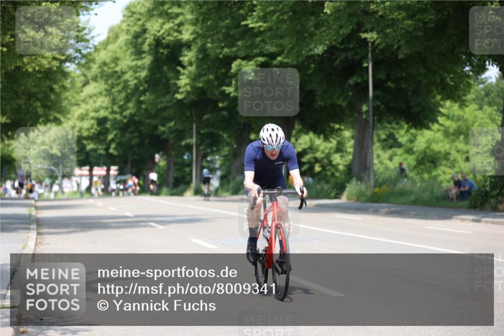 15.06.2025 - 7 Türme Triathlon Yannick Fuchs http://msf.ph/oto/8009341 15.06.2025 12:42:44 Radfahren 214, 306 meine-sportfotos.de