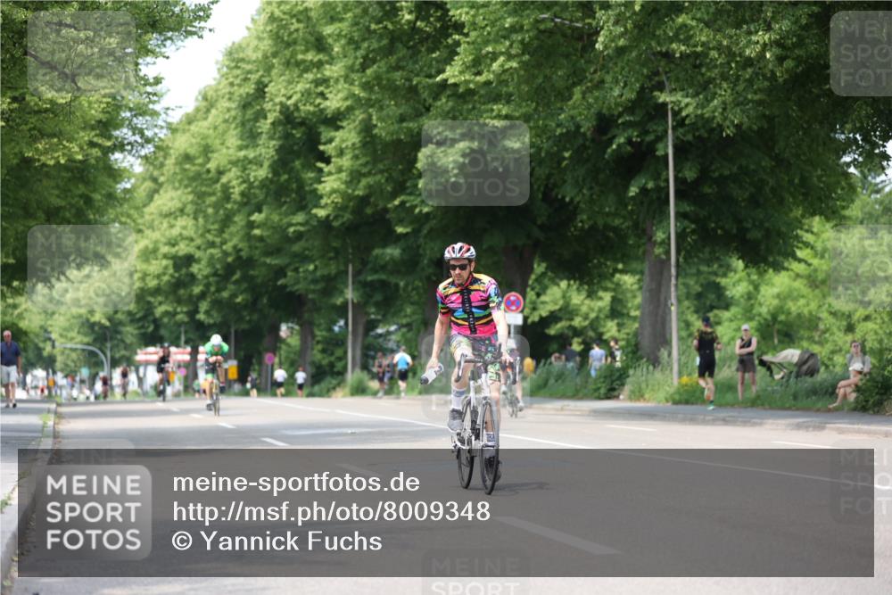 15.06.2025 - 7 Türme Triathlon Yannick Fuchs http://msf.ph/oto/8009348 15.06.2025 13:24:00 Radfahren 219, 458, 874, 908, 1016 meine-sportfotos.de