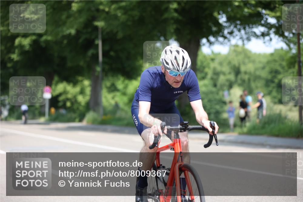 15.06.2025 - 7 Türme Triathlon Yannick Fuchs http://msf.ph/oto/8009367 15.06.2025 12:42:44 Radfahren 214, 306 meine-sportfotos.de