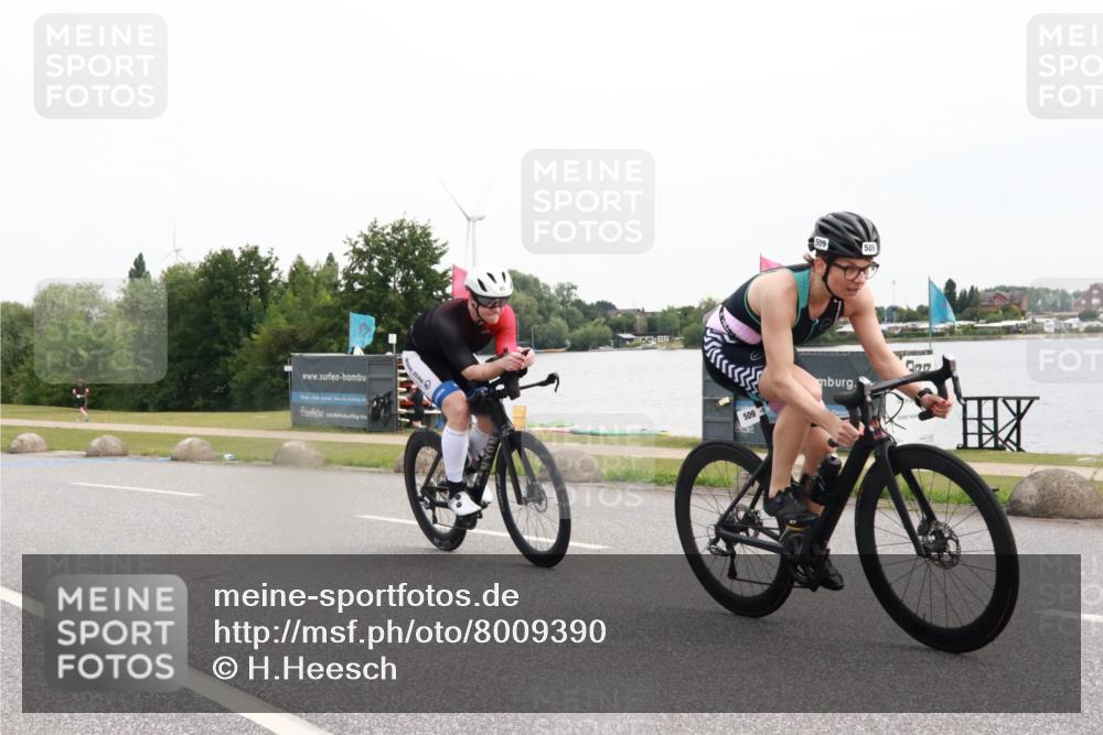 15.06.2025 - 27. Vierlanden-Triathlon H.Heesch http://msf.ph/oto/8009390 15.06.2025 10:54:07 Radfahren 69, 85, 157, 362, 509, 565, 622 meine-sportfotos.de
