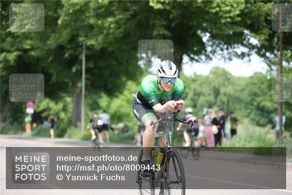 15.06.2025 - 7 Türme Triathlon Yannick Fuchs http://msf.ph/oto/8009443 15.06.2025 13:24:03 Radfahren 219, 458, 624 meine-sportfotos.de