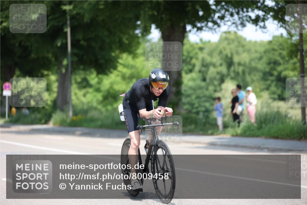 15.06.2025 - 7 Türme Triathlon Yannick Fuchs http://msf.ph/oto/8009458 15.06.2025 12:43:04 Radfahren 369, 392 meine-sportfotos.de