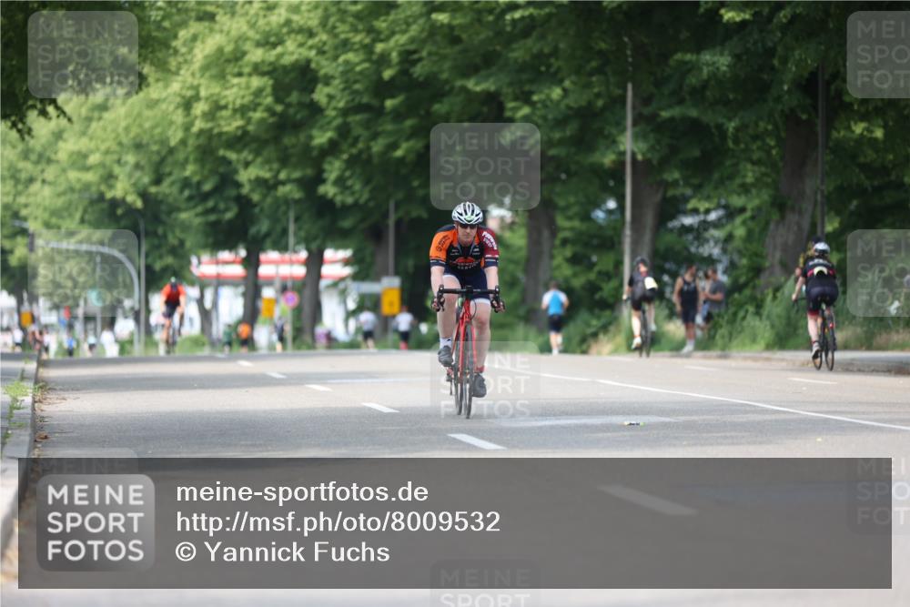 15.06.2025 - 7 Türme Triathlon Yannick Fuchs http://msf.ph/oto/8009532 15.06.2025 13:24:10 Radfahren 219, 624 meine-sportfotos.de