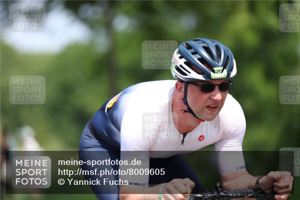 15.06.2025 - 7 Türme Triathlon Yannick Fuchs http://msf.ph/oto/8009605 15.06.2025 12:43:11 Radfahren 392, 590 meine-sportfotos.de