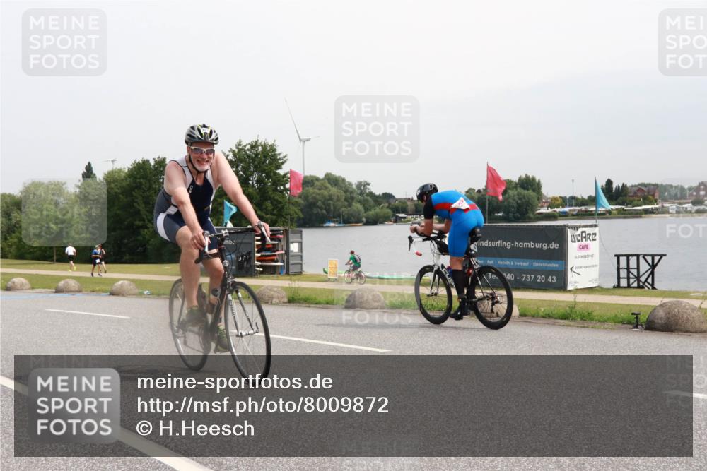 15.06.2025 - 27. Vierlanden-Triathlon H.Heesch http://msf.ph/oto/8009872 15.06.2025 10:58:36 Radfahren 144, 387 meine-sportfotos.de