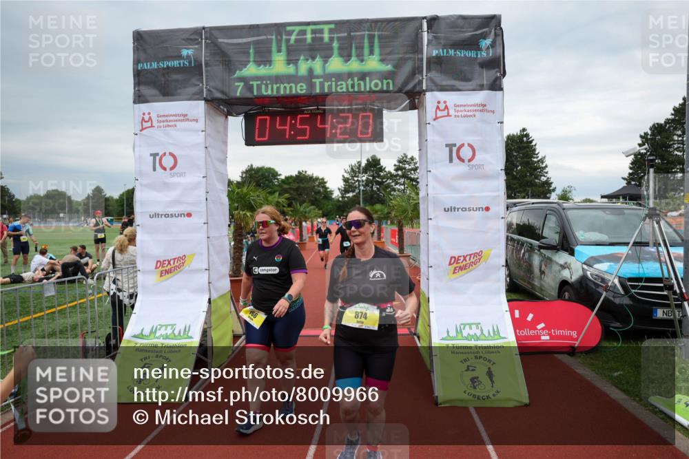 15.06.2025 - 7 Türme Triathlon Michael Strokosch http://msf.ph/oto/8009966 15.06.2025 14:54:20 Ziel 408, 409, 766, 874 meine-sportfotos.de