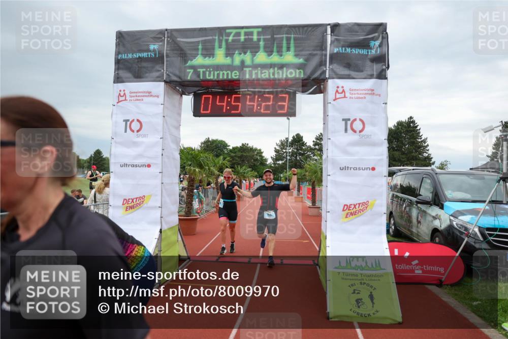 15.06.2025 - 7 Türme Triathlon Michael Strokosch http://msf.ph/oto/8009970 15.06.2025 14:54:22 Ziel 408, 409, 766, 874 meine-sportfotos.de