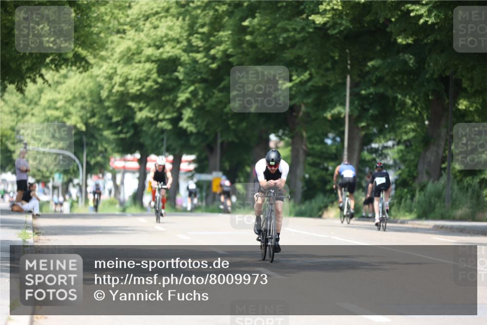 15.06.2025 - 7 Türme Triathlon Yannick Fuchs http://msf.ph/oto/8009973 15.06.2025 12:43:51 Radfahren 263, 287, 356, 491, 561, 571 meine-sportfotos.de