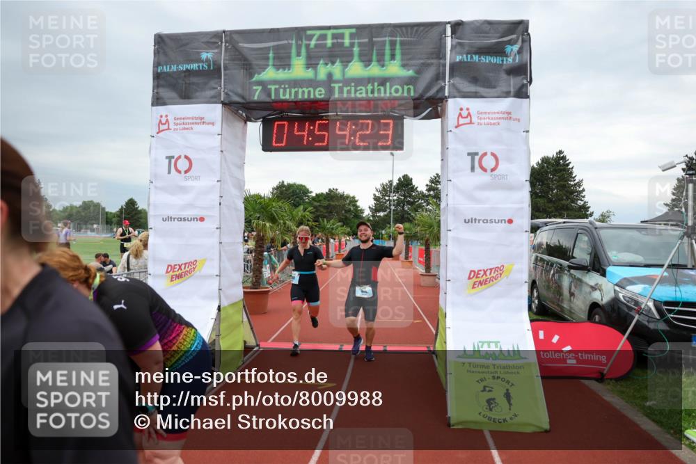 15.06.2025 - 7 Türme Triathlon Michael Strokosch http://msf.ph/oto/8009988 15.06.2025 14:54:23 Ziel 408, 409, 766, 874 meine-sportfotos.de