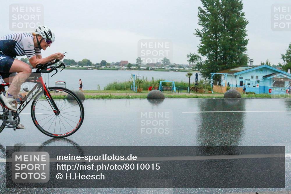 21.06.2025 - 27. Vierlanden-Triathlon H.Heesch http://msf.ph/oto/8010015 15.06.2025 13:46:16 Radfahren 1205, 1217 meine-sportfotos.de