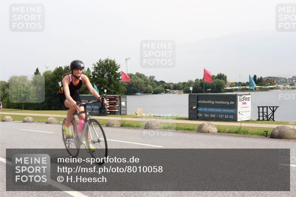 15.06.2025 - 27. Vierlanden-Triathlon H.Heesch http://msf.ph/oto/8010058 15.06.2025 10:59:45 Radfahren 371, 459, 630 meine-sportfotos.de