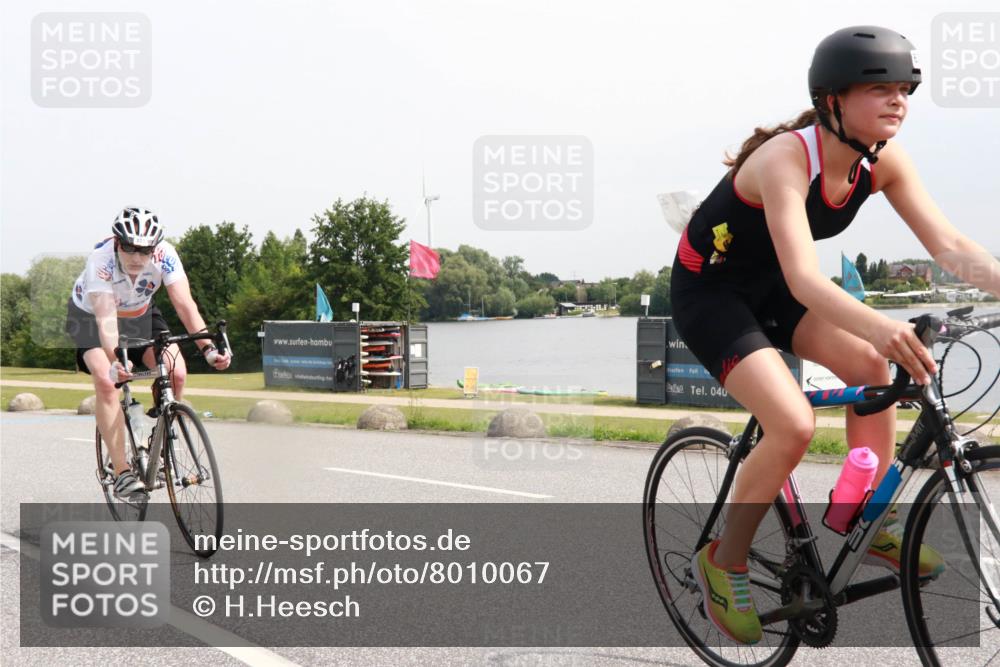 15.06.2025 - 27. Vierlanden-Triathlon H.Heesch http://msf.ph/oto/8010067 15.06.2025 10:59:45 Radfahren 371, 459, 630 meine-sportfotos.de