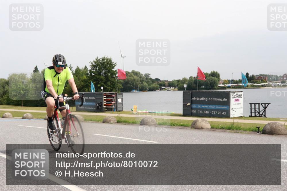 15.06.2025 - 27. Vierlanden-Triathlon H.Heesch http://msf.ph/oto/8010072 15.06.2025 10:59:46 Radfahren 371, 459, 483, 630 meine-sportfotos.de