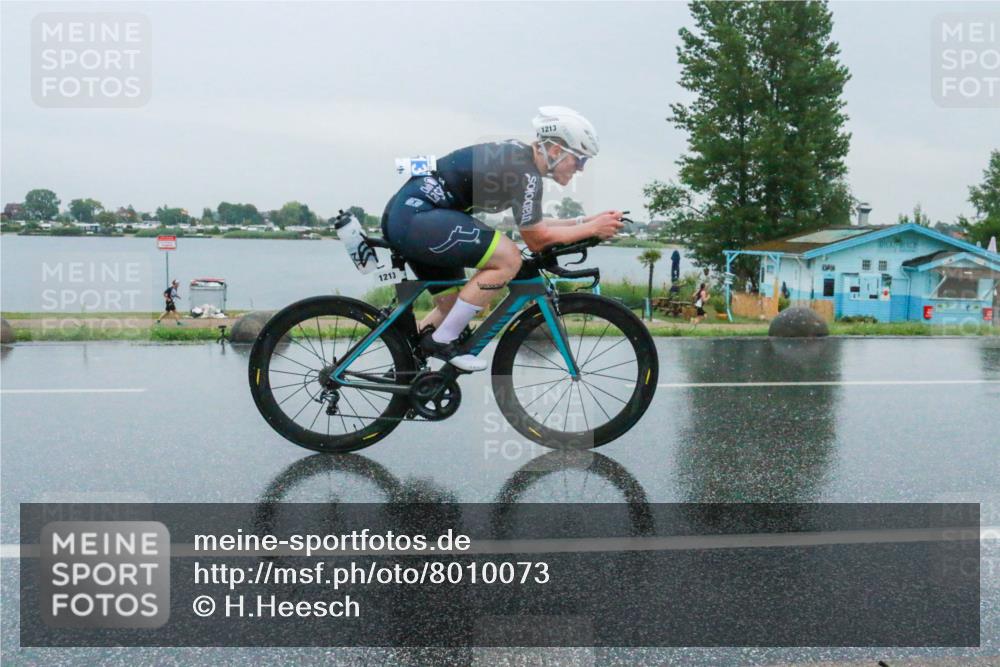 21.06.2025 - 27. Vierlanden-Triathlon H.Heesch http://msf.ph/oto/8010073 15.06.2025 13:47:02 Radfahren 1211, 1213 meine-sportfotos.de
