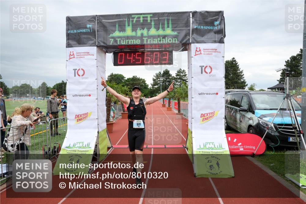 15.06.2025 - 7 Türme Triathlon Michael Strokosch http://msf.ph/oto/8010320 15.06.2025 14:56:03 Ziel 572 meine-sportfotos.de