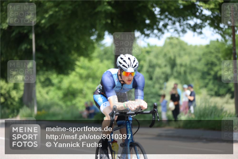 15.06.2025 - 7 Türme Triathlon Yannick Fuchs http://msf.ph/oto/8010397 15.06.2025 12:44:09 Radfahren 363 meine-sportfotos.de