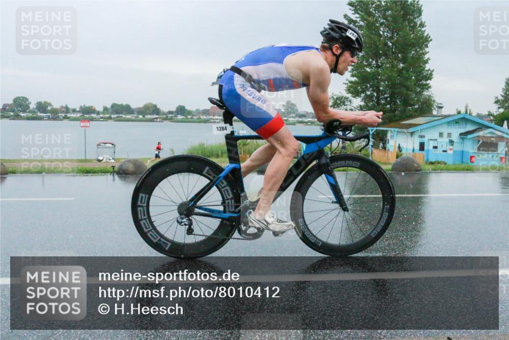 21.06.2025 - 27. Vierlanden-Triathlon H.Heesch http://msf.ph/oto/8010412 15.06.2025 13:50:20 Radfahren 1284 meine-sportfotos.de