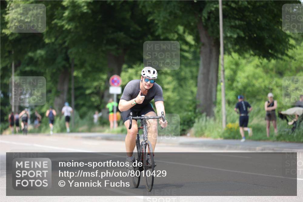 15.06.2025 - 7 Türme Triathlon Yannick Fuchs http://msf.ph/oto/8010429 15.06.2025 13:25:34 Radfahren 536, 612, 862 meine-sportfotos.de