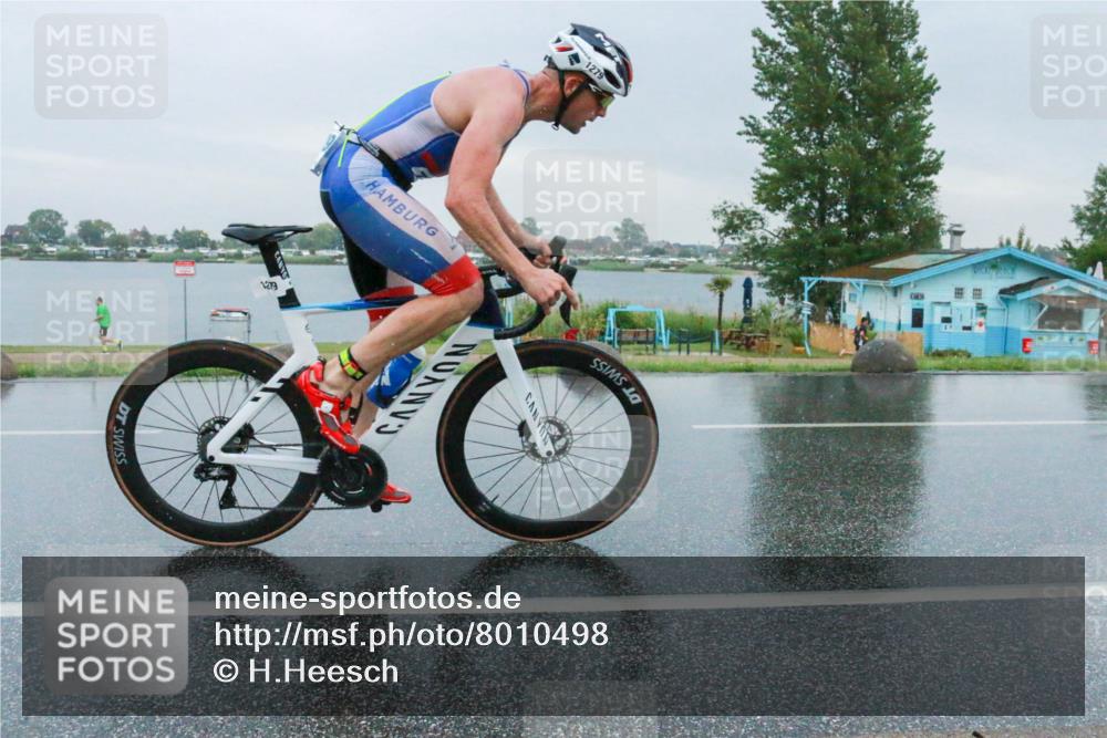 21.06.2025 - 27. Vierlanden-Triathlon H.Heesch http://msf.ph/oto/8010498 15.06.2025 13:50:53 Radfahren 1279, 1309 meine-sportfotos.de