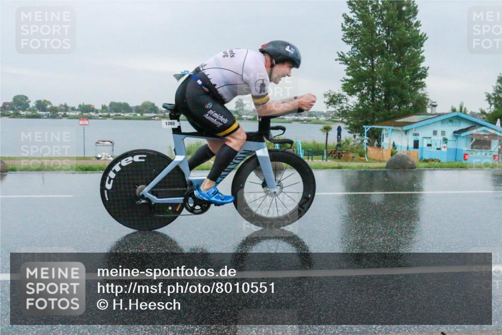 21.06.2025 - 27. Vierlanden-Triathlon H.Heesch http://msf.ph/oto/8010551 15.06.2025 13:51:11 Radfahren 1265 meine-sportfotos.de