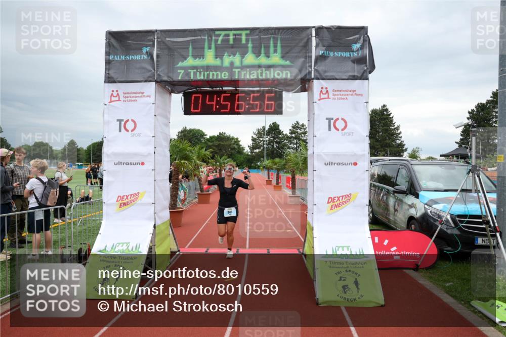 15.06.2025 - 7 Türme Triathlon Michael Strokosch http://msf.ph/oto/8010559 15.06.2025 14:56:56 Ziel 645 meine-sportfotos.de