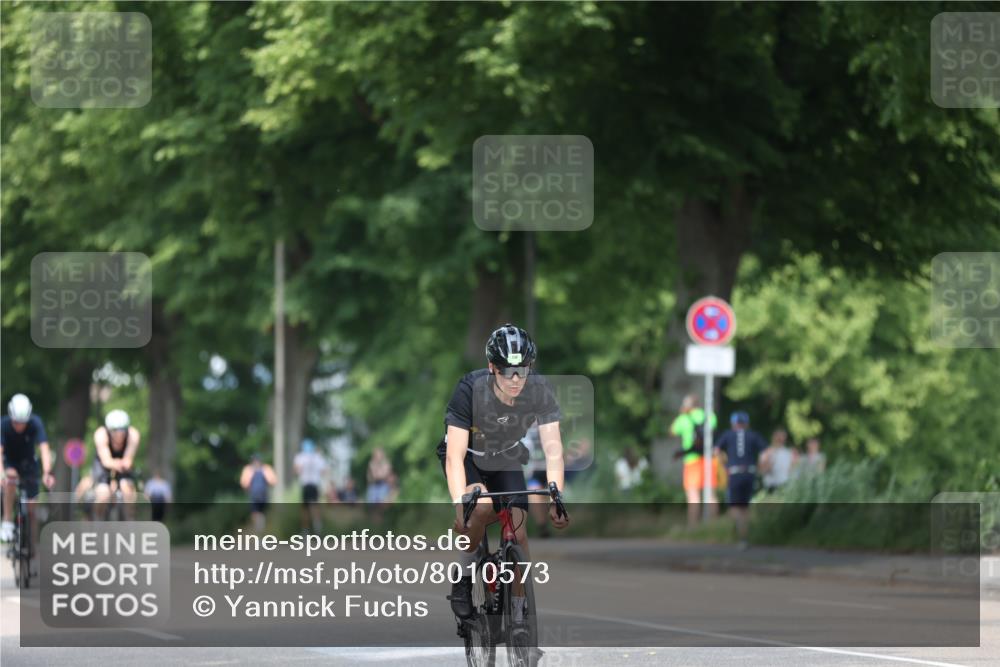 15.06.2025 - 7 Türme Triathlon Yannick Fuchs http://msf.ph/oto/8010573 15.06.2025 13:25:41 Radfahren 536, 626, 862 meine-sportfotos.de