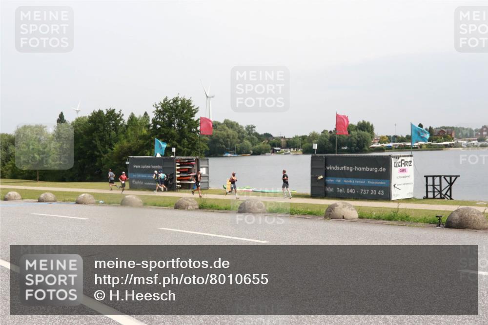 15.06.2025 - 27. Vierlanden-Triathlon H.Heesch http://msf.ph/oto/8010655 15.06.2025 11:01:02 Radfahren 203 meine-sportfotos.de